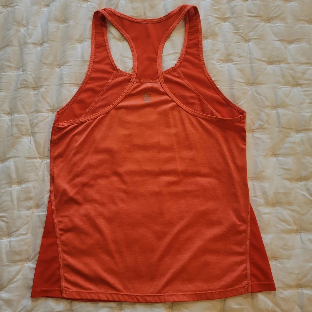 Strong ID Perfect Fit Essential Racerback Tank - Picture 4 of 5